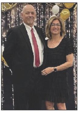 Citizens of the Year With great enthusiasm, the Seminole Area Chamber of Commerce presented the 2024 Citizens of the Year award to David and Stephanie Stone, who were met with cheers and applause from members of community. (Contributed photo)